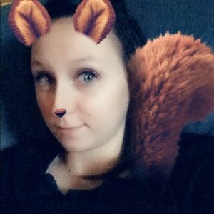 Meet your Posher, Madeline